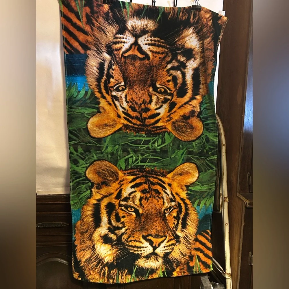 Vintage Hilasal TIGER Bath Towel and Hand Towel